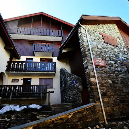 La Maison Tresallet - Pour 2 Personnes Mae-9824 Apartment